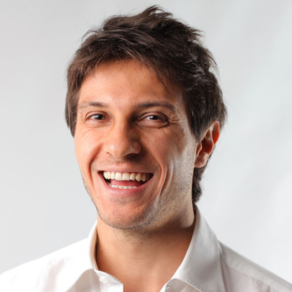 Fernando Ruiz - Creative Marketing Designer